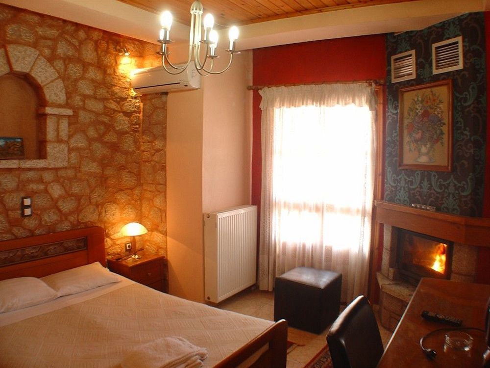 Ariadne Guesthouse Arachova Exteriör bild